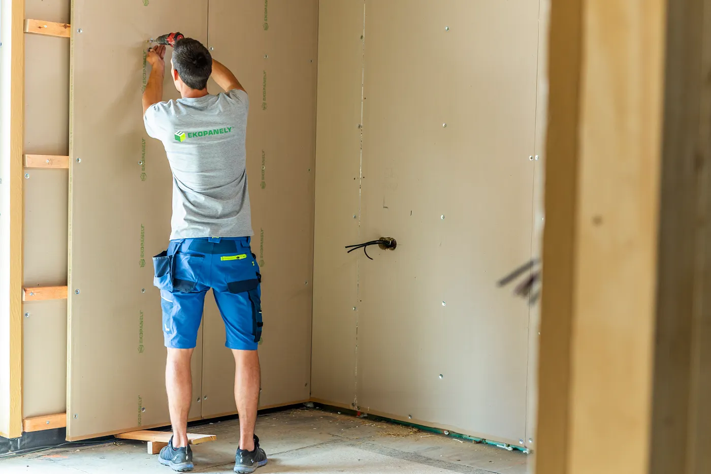 Applications of bio-based construction panels in residential buildings