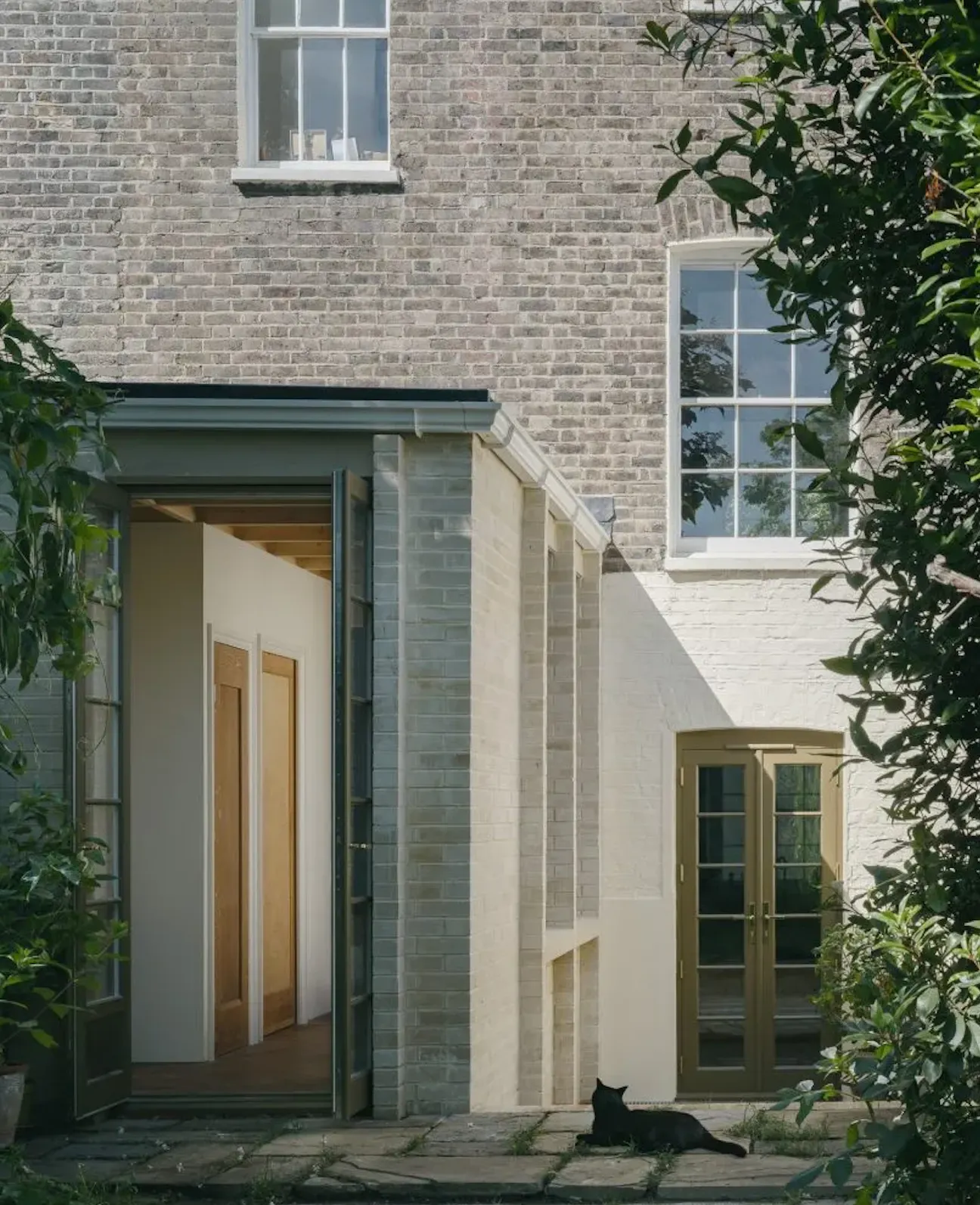 Darney sandstone natural building stone texture with warm brown and pink tones